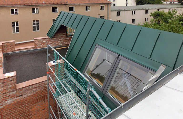 Referenzen Metalldach - Max-Bohn GmbH aus Bayreuth